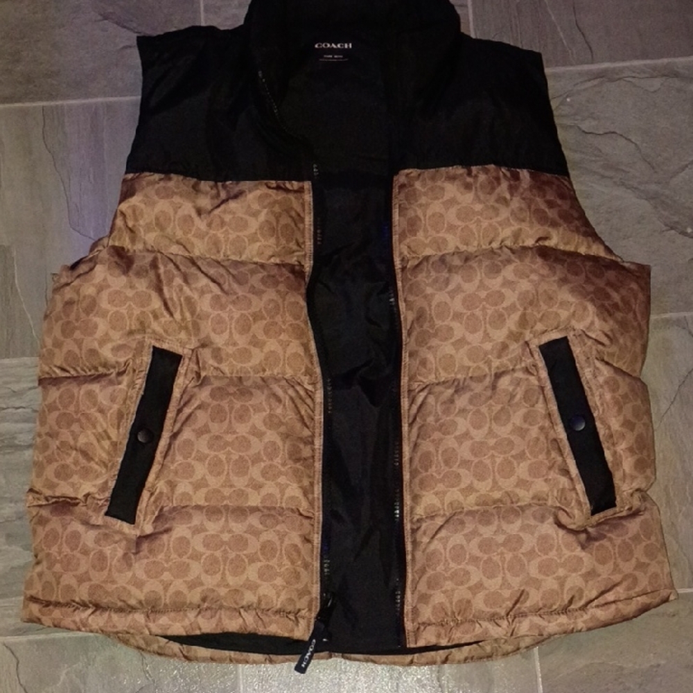 Coach Men's Tan and Black Puffer Vest